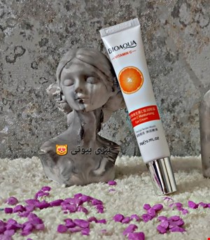 کرم دور چشم ویتامین سی بیواکوا 